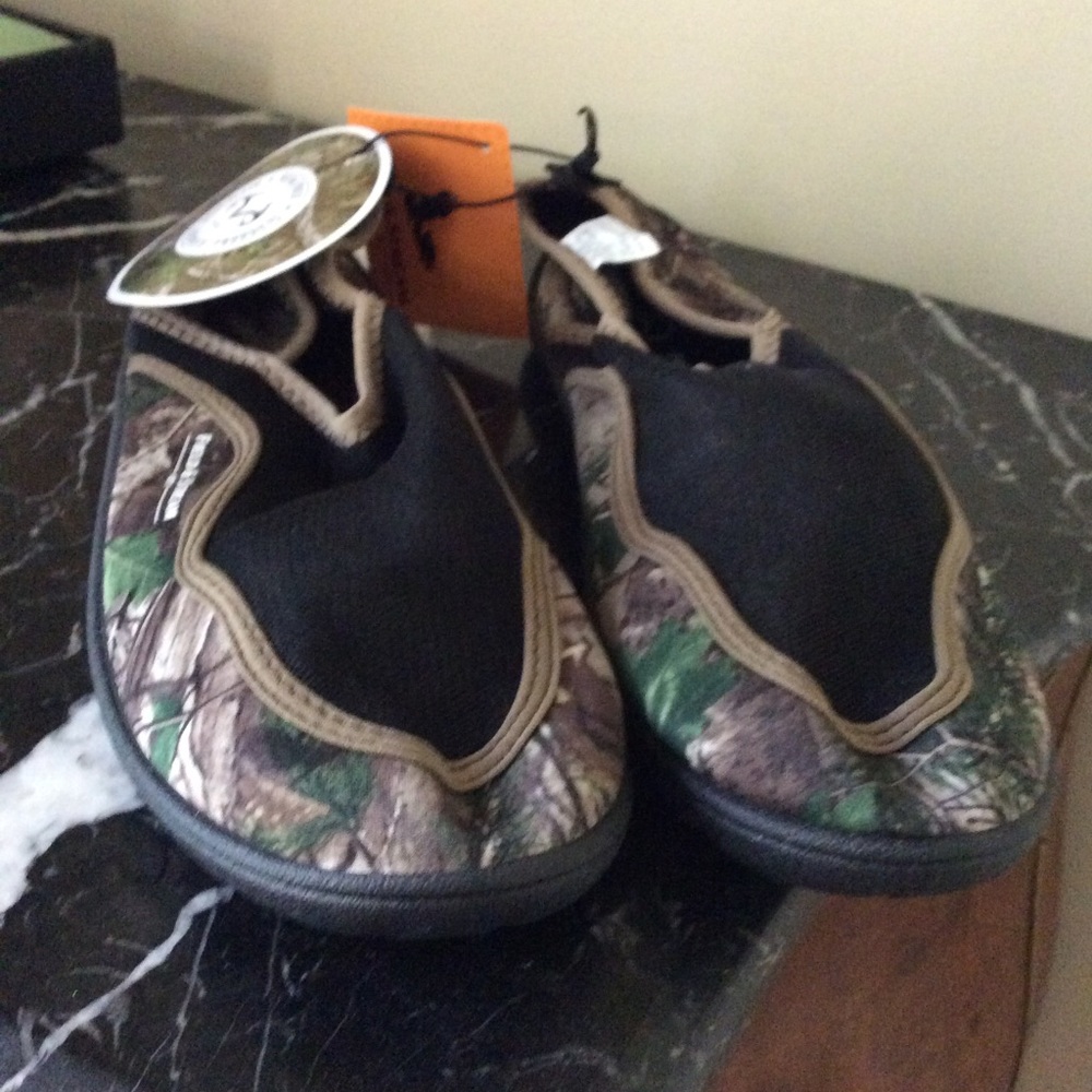 Slip-On  Camo Water Shoes